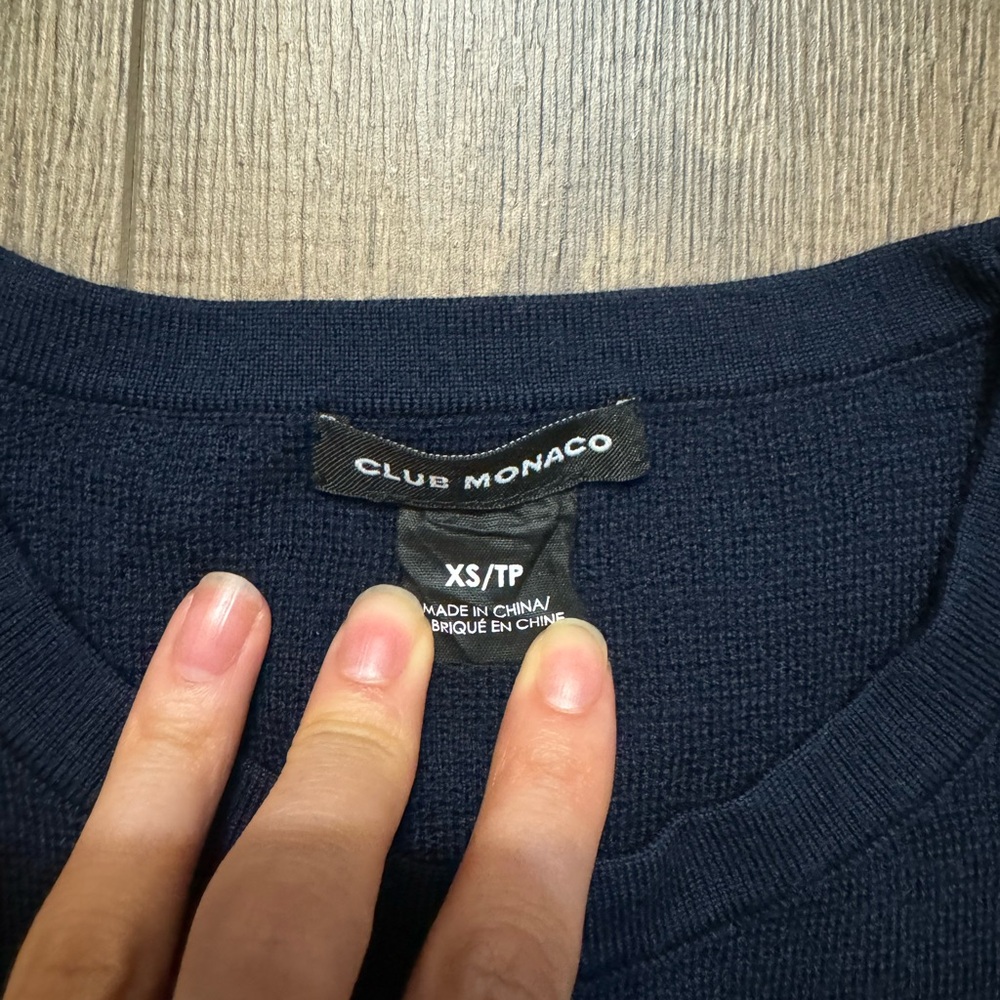Club Monaco Sweater - Picture 2 of 4